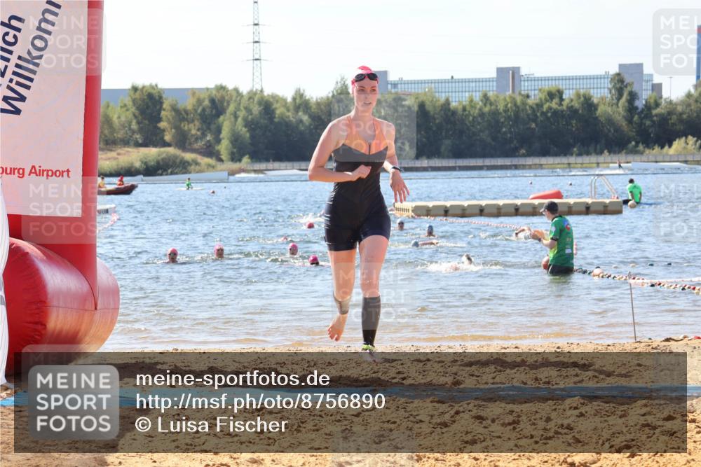 07.09.2025 - 19. Norderstedt Triathlon Luisa Fischer http://msf.ph/oto/8756890 07.09.2025 11:46:39 Schwimmen 244, 724, 1251 meine-sportfotos.de