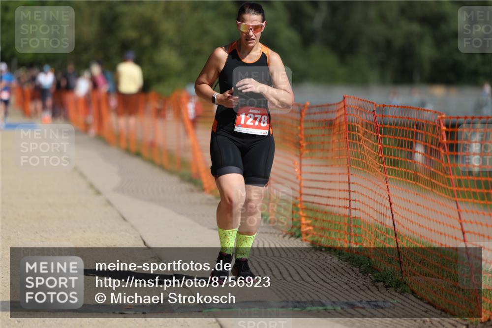 07.09.2025 - 19. Norderstedt Triathlon Michael Strokosch http://msf.ph/oto/8756923 07.09.2025 12:04:11 Laufen 1183, 1278, 1306 meine-sportfotos.de