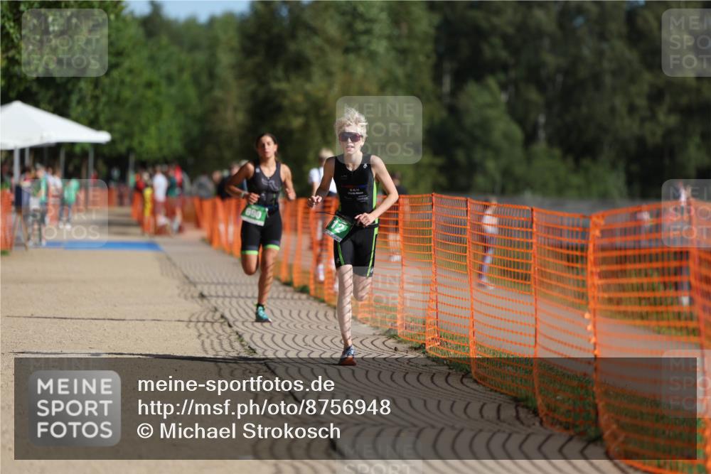 07.09.2025 - 19. Norderstedt Triathlon Michael Strokosch http://msf.ph/oto/8756948 07.09.2025 10:42:40 Laufen 112, 672, 690 meine-sportfotos.de