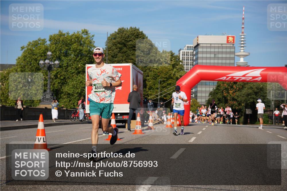 07.09.2025 - BARMER Alsterlauf Yannick Fuchs http://msf.ph/oto/8756993 07.09.2025 09:38:31 Laufen 4805, 2349 meine-sportfotos.de