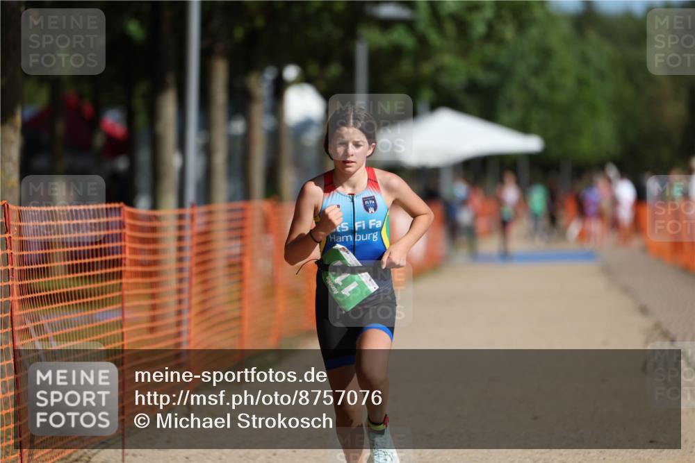 07.09.2025 - 19. Norderstedt Triathlon Michael Strokosch http://msf.ph/oto/8757076 07.09.2025 11:01:47 Laufen 111 meine-sportfotos.de