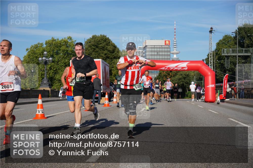 07.09.2025 - BARMER Alsterlauf Yannick Fuchs http://msf.ph/oto/8757114 07.09.2025 09:38:43 Laufen 2601, 5355, 5373 meine-sportfotos.de