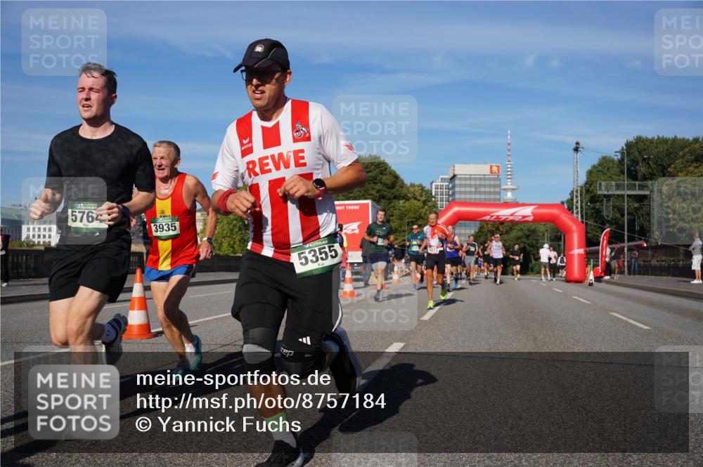 07.09.2025 - BARMER Alsterlauf Yannick Fuchs http://msf.ph/oto/8757184 07.09.2025 09:38:44 Laufen 5764, 3935, 5355 meine-sportfotos.de
