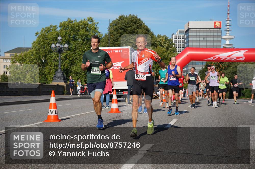 07.09.2025 - BARMER Alsterlauf Yannick Fuchs http://msf.ph/oto/8757246 07.09.2025 09:38:46 Laufen 5329, 5373, 3160, 2201, 2258, 3874, 4224, 207 meine-sportfotos.de