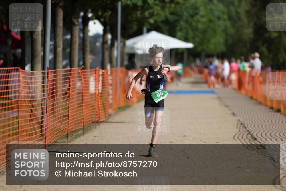 07.09.2025 - 19. Norderstedt Triathlon Michael Strokosch http://msf.ph/oto/8757270 07.09.2025 11:02:41 Laufen 56, 66 meine-sportfotos.de