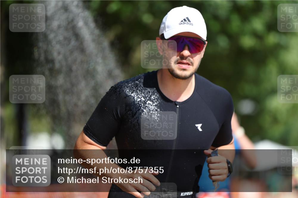 07.09.2025 - 19. Norderstedt Triathlon Michael Strokosch http://msf.ph/oto/8757355 07.09.2025 12:04:30 Laufen 191, 303, 736, 819 meine-sportfotos.de
