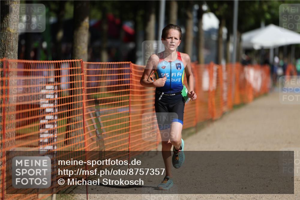 07.09.2025 - 19. Norderstedt Triathlon Michael Strokosch http://msf.ph/oto/8757357 07.09.2025 11:02:45 Laufen 56, 66 meine-sportfotos.de