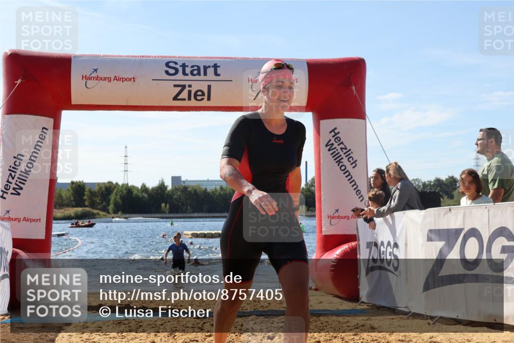 07.09.2025 - 19. Norderstedt Triathlon Luisa Fischer http://msf.ph/oto/8757405 07.09.2025 11:47:22 Schwimmen 176, 189, 701, 1290, 1338 meine-sportfotos.de