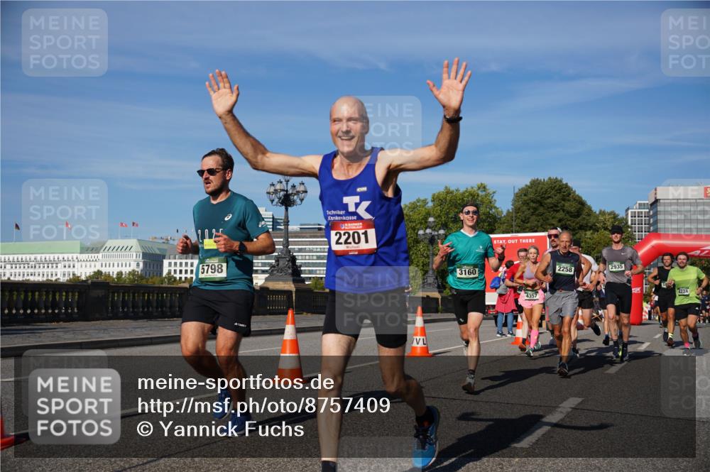 07.09.2025 - BARMER Alsterlauf Yannick Fuchs http://msf.ph/oto/8757409 07.09.2025 09:38:49 Laufen 5798, 2201, 3160, 4357, 2258, 2935, 4224 meine-sportfotos.de