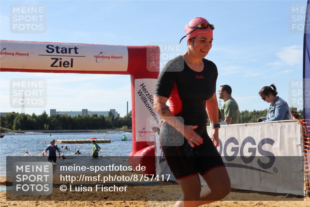 07.09.2025 - 19. Norderstedt Triathlon Luisa Fischer http://msf.ph/oto/8757417 07.09.2025 11:47:22 Schwimmen 176, 189, 701, 1290, 1338 meine-sportfotos.de