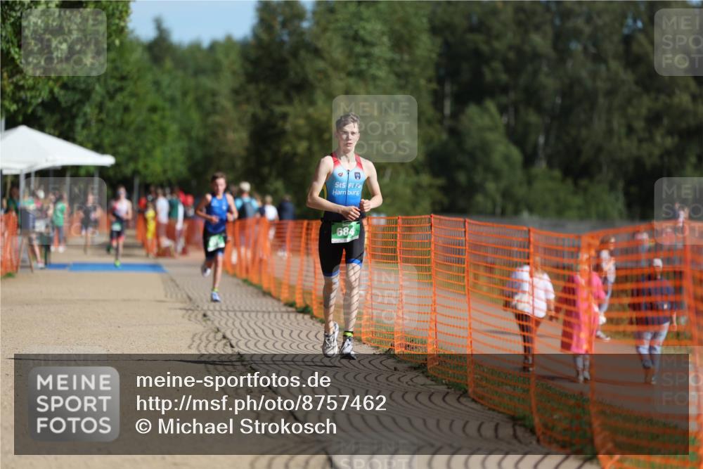 07.09.2025 - 19. Norderstedt Triathlon Michael Strokosch http://msf.ph/oto/8757462 07.09.2025 10:43:20 Laufen 684 meine-sportfotos.de