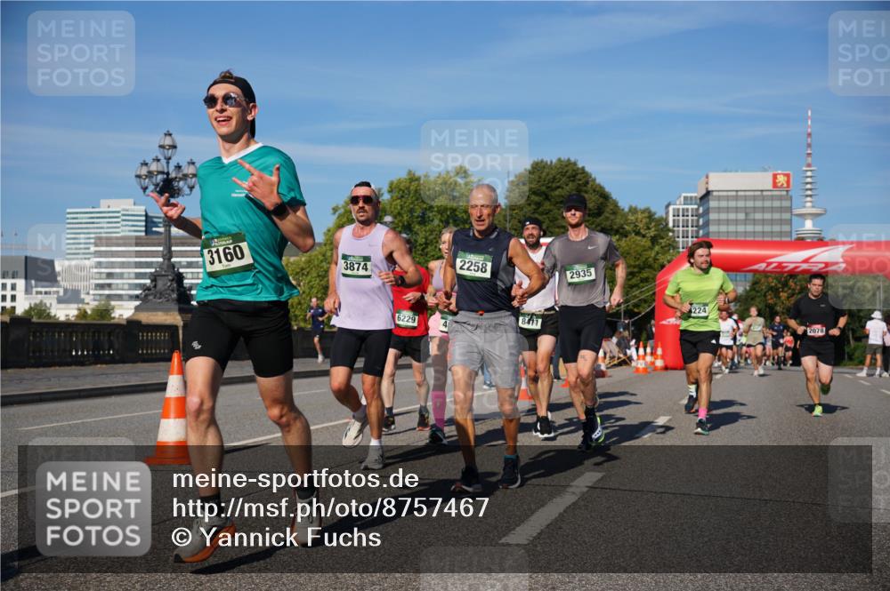 07.09.2025 - BARMER Alsterlauf Yannick Fuchs http://msf.ph/oto/8757467 07.09.2025 09:38:50 Laufen 3160, 3874, 6229, 4, 2258, 8411, 2935, 4224, 2078 meine-sportfotos.de