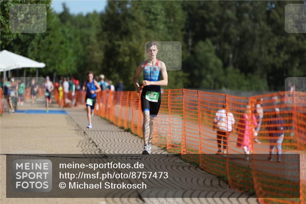 07.09.2025 - 19. Norderstedt Triathlon Michael Strokosch http://msf.ph/oto/8757473 07.09.2025 10:43:21 Laufen 684 meine-sportfotos.de
