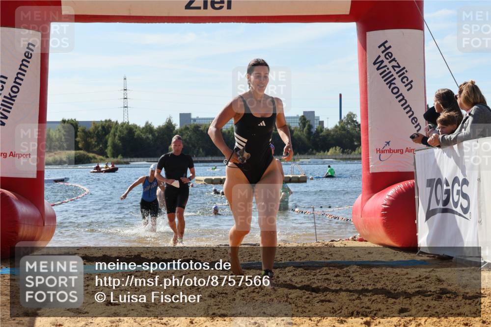 07.09.2025 - 19. Norderstedt Triathlon Luisa Fischer http://msf.ph/oto/8757566 07.09.2025 11:47:37 Schwimmen 239, 243, 1243, 1277, 1331, 1339, 1369 meine-sportfotos.de