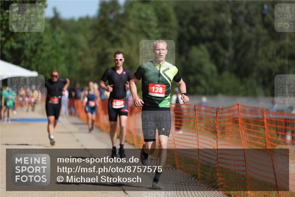 07.09.2025 - 19. Norderstedt Triathlon Michael Strokosch http://msf.ph/oto/8757575 07.09.2025 12:04:38 Laufen 138, 252, 1357 meine-sportfotos.de