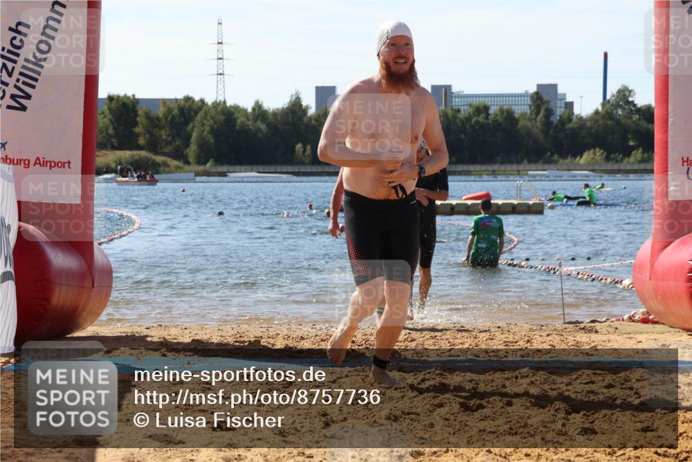 07.09.2025 - 19. Norderstedt Triathlon Luisa Fischer http://msf.ph/oto/8757736 07.09.2025 11:48:07 Schwimmen 227, 260, 1397 meine-sportfotos.de