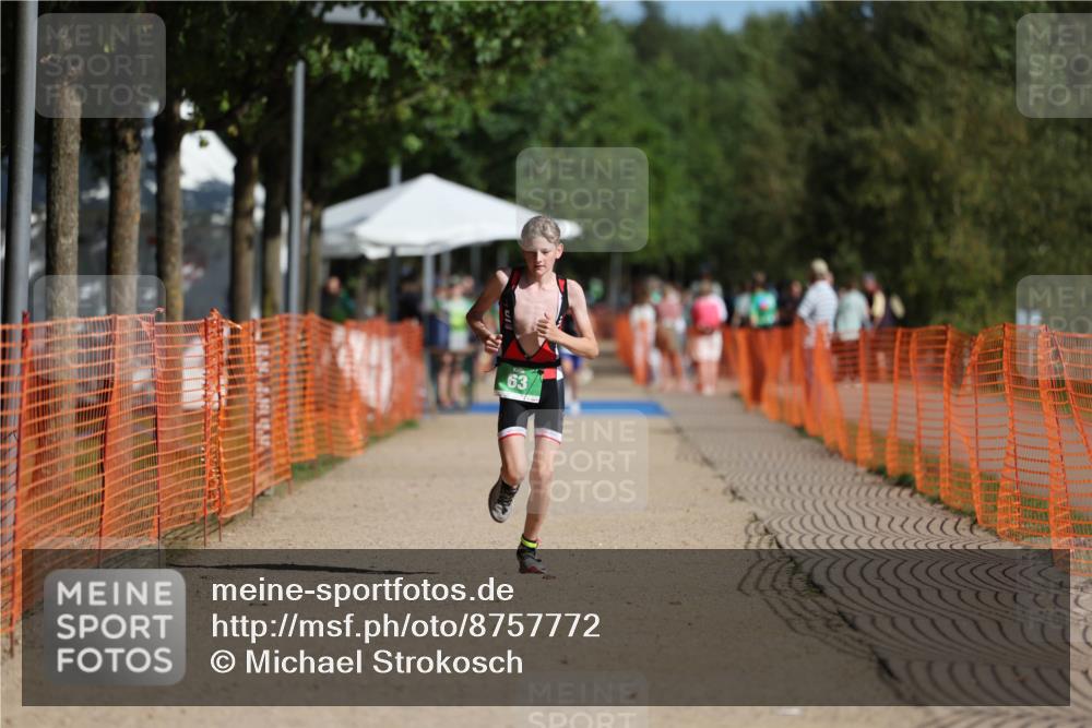 07.09.2025 - 19. Norderstedt Triathlon Michael Strokosch http://msf.ph/oto/8757772 07.09.2025 11:03:31 Laufen 63, 113 meine-sportfotos.de