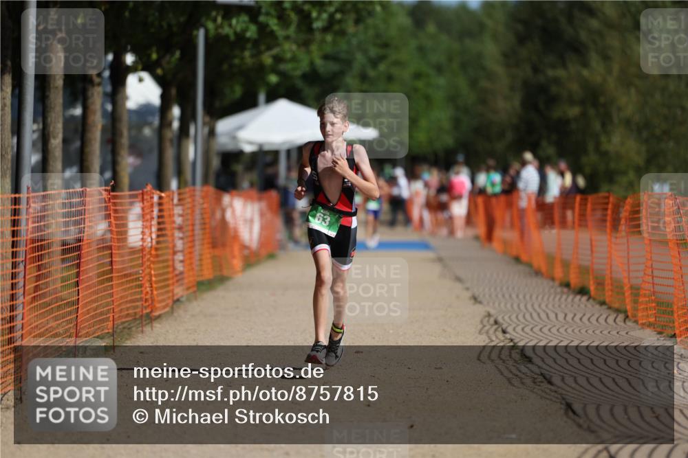 07.09.2025 - 19. Norderstedt Triathlon Michael Strokosch http://msf.ph/oto/8757815 07.09.2025 11:03:32 Laufen 63, 113 meine-sportfotos.de