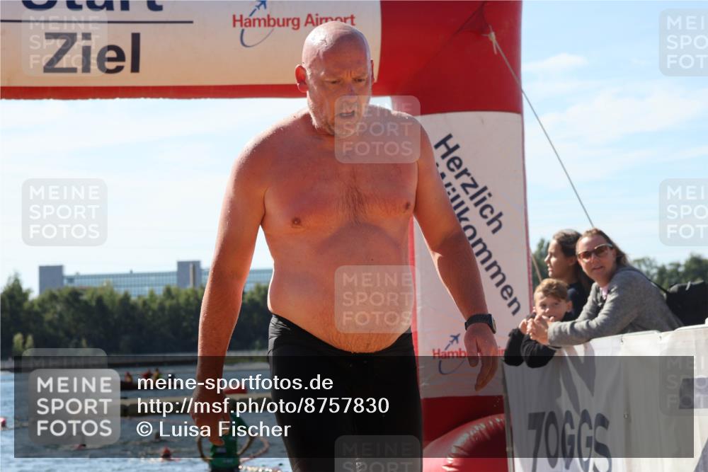 07.09.2025 - 19. Norderstedt Triathlon Luisa Fischer http://msf.ph/oto/8757830 07.09.2025 11:48:15 Schwimmen 227, 260, 1397 meine-sportfotos.de