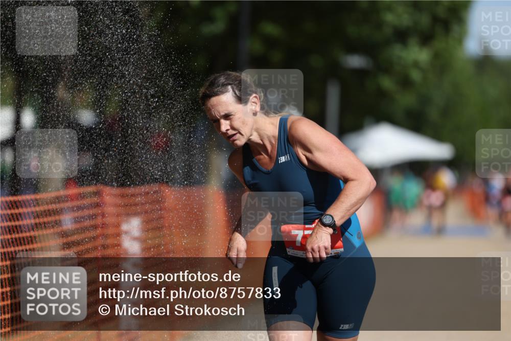07.09.2025 - 19. Norderstedt Triathlon Michael Strokosch http://msf.ph/oto/8757833 07.09.2025 12:04:53 Laufen 773 meine-sportfotos.de