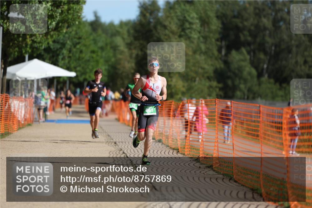 07.09.2025 - 19. Norderstedt Triathlon Michael Strokosch http://msf.ph/oto/8757869 07.09.2025 10:43:35 Laufen 87, 93, 661, 676 meine-sportfotos.de