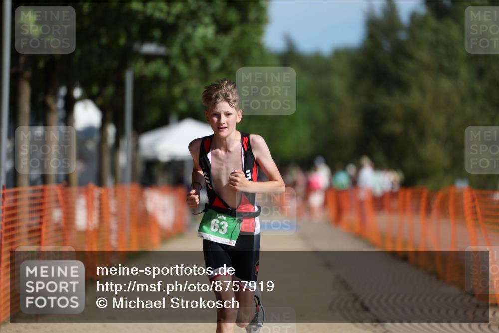 07.09.2025 - 19. Norderstedt Triathlon Michael Strokosch http://msf.ph/oto/8757919 07.09.2025 11:03:34 Laufen 63, 113 meine-sportfotos.de