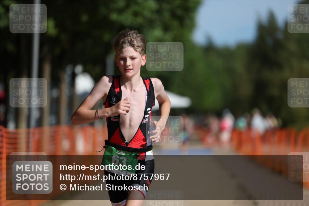 07.09.2025 - 19. Norderstedt Triathlon Michael Strokosch http://msf.ph/oto/8757967 07.09.2025 11:03:35 Laufen 63, 113 meine-sportfotos.de