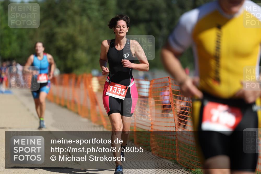 07.09.2025 - 19. Norderstedt Triathlon Michael Strokosch http://msf.ph/oto/8758055 07.09.2025 12:05:13 Laufen 795, 833, 834, 1333 meine-sportfotos.de