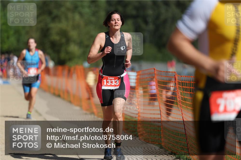 07.09.2025 - 19. Norderstedt Triathlon Michael Strokosch http://msf.ph/oto/8758064 07.09.2025 12:05:13 Laufen 795, 833, 834, 1333 meine-sportfotos.de