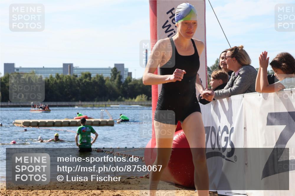 07.09.2025 - 19. Norderstedt Triathlon Luisa Fischer http://msf.ph/oto/8758067 07.09.2025 11:48:51 Schwimmen 208, 767, 1242 meine-sportfotos.de