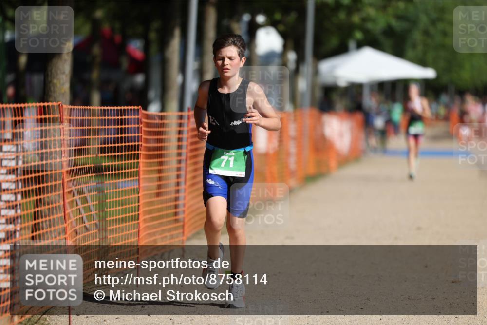 07.09.2025 - 19. Norderstedt Triathlon Michael Strokosch http://msf.ph/oto/8758114 07.09.2025 11:03:49 Laufen 71 meine-sportfotos.de