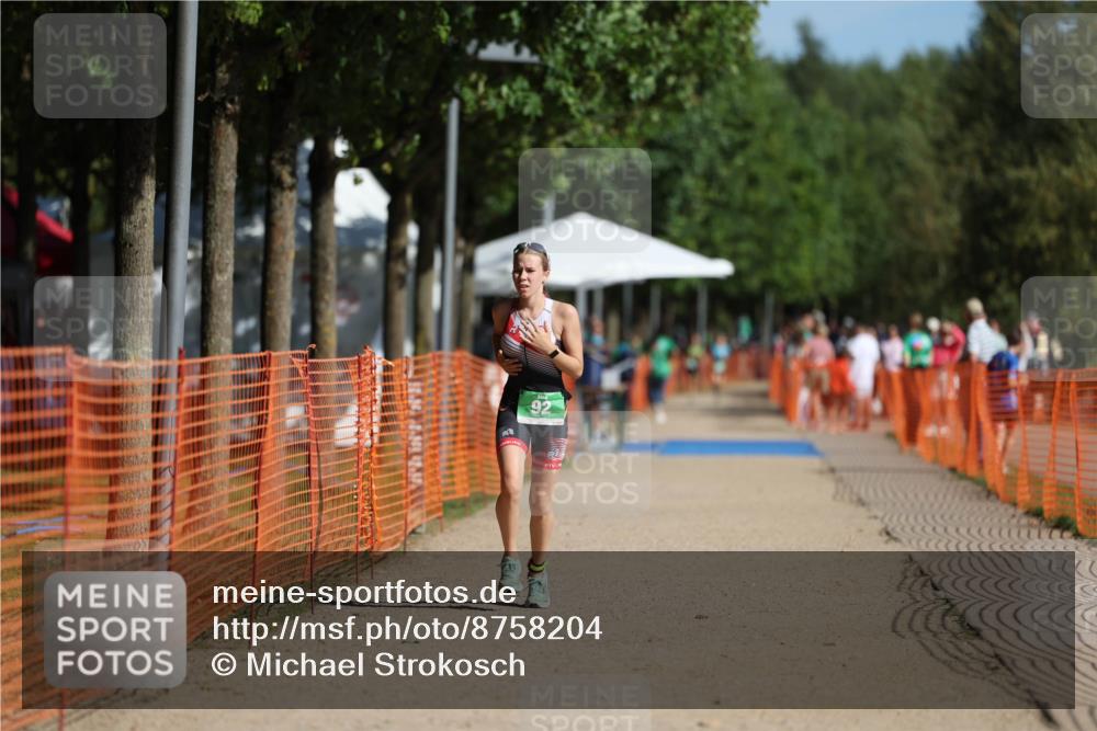 07.09.2025 - 19. Norderstedt Triathlon Michael Strokosch http://msf.ph/oto/8758204 07.09.2025 11:03:54 Laufen 71, 92 meine-sportfotos.de