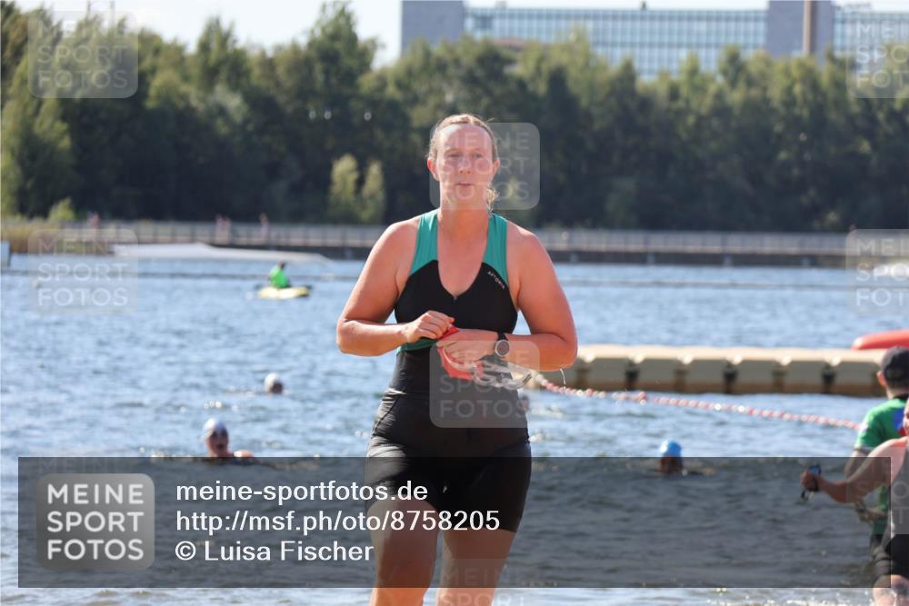 07.09.2025 - 19. Norderstedt Triathlon Luisa Fischer http://msf.ph/oto/8758205 07.09.2025 11:49:34 Schwimmen 1268 meine-sportfotos.de