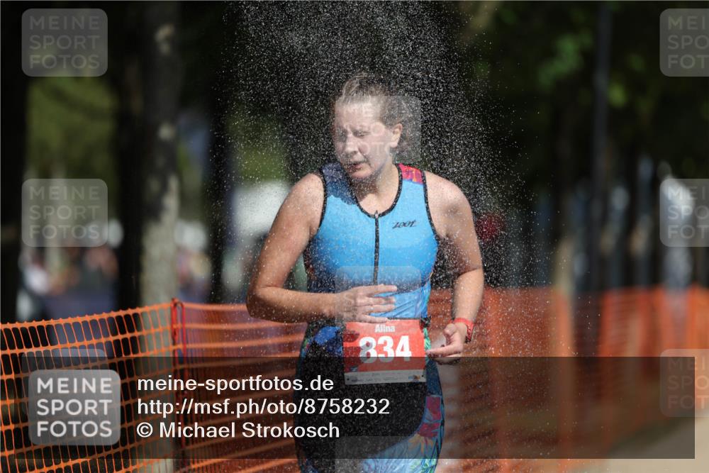 07.09.2025 - 19. Norderstedt Triathlon Michael Strokosch http://msf.ph/oto/8758232 07.09.2025 12:05:19 Laufen 833, 834, 1333 meine-sportfotos.de