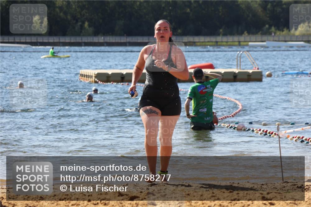 07.09.2025 - 19. Norderstedt Triathlon Luisa Fischer http://msf.ph/oto/8758277 07.09.2025 11:49:40 Schwimmen 248, 1268 meine-sportfotos.de