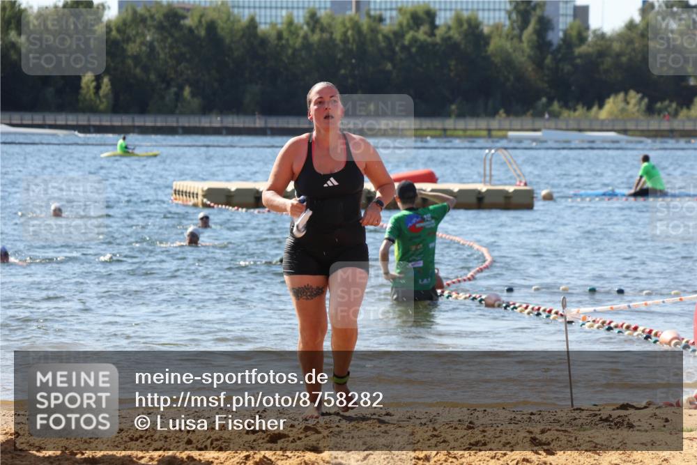 07.09.2025 - 19. Norderstedt Triathlon Luisa Fischer http://msf.ph/oto/8758282 07.09.2025 11:49:40 Schwimmen 248, 1268 meine-sportfotos.de