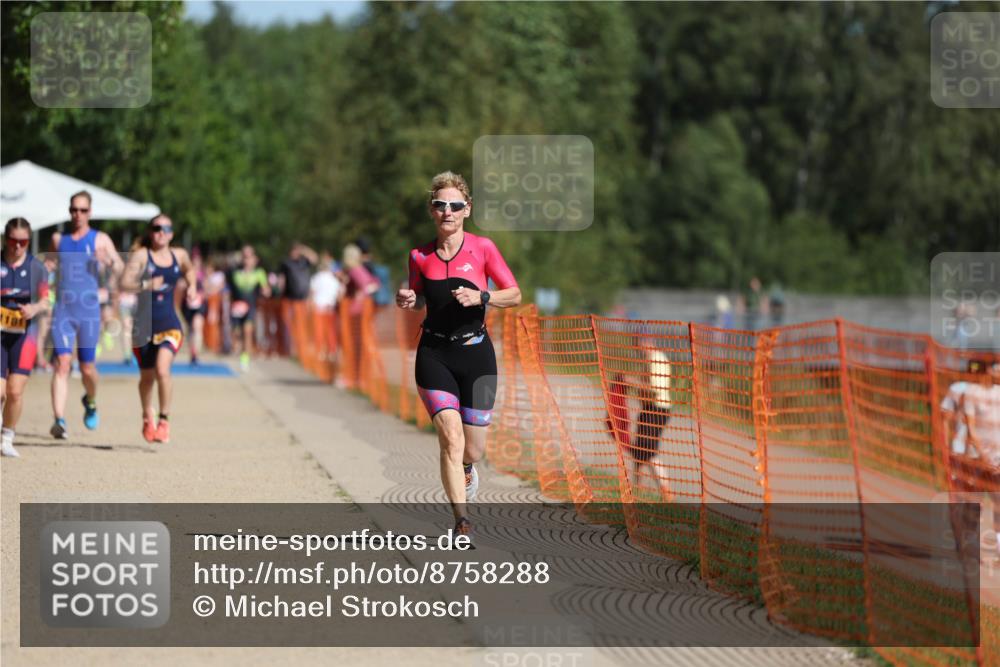 07.09.2025 - 19. Norderstedt Triathlon Michael Strokosch http://msf.ph/oto/8758288 07.09.2025 12:05:26 Laufen 155, 1181, 1193 meine-sportfotos.de