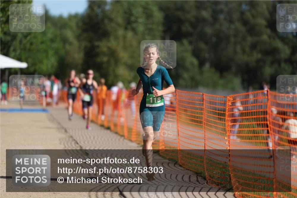 07.09.2025 - 19. Norderstedt Triathlon Michael Strokosch http://msf.ph/oto/8758303 07.09.2025 10:43:55 Laufen 118, 680, 1135 meine-sportfotos.de