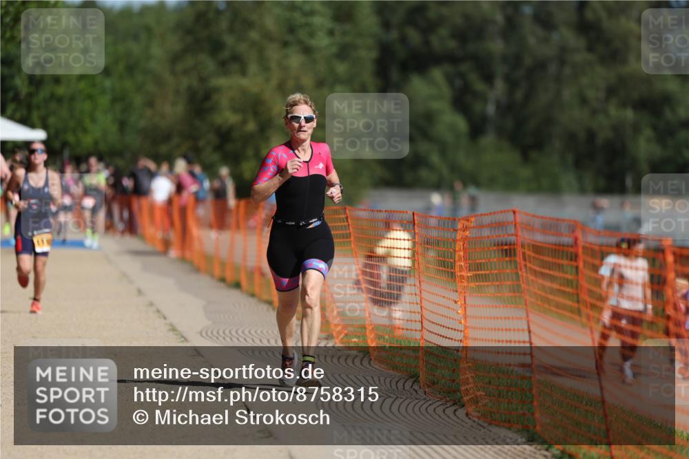 07.09.2025 - 19. Norderstedt Triathlon Michael Strokosch http://msf.ph/oto/8758315 07.09.2025 12:05:27 Laufen 155, 1181, 1193 meine-sportfotos.de