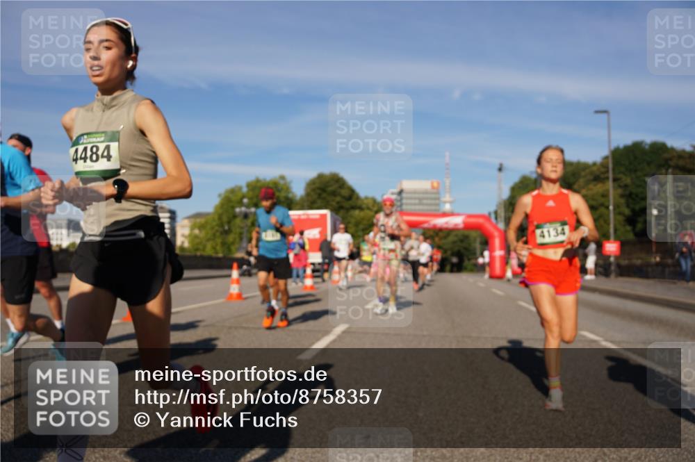 07.09.2025 - BARMER Alsterlauf Yannick Fuchs http://msf.ph/oto/8758357 07.09.2025 09:39:06 Laufen 4484, 4134 meine-sportfotos.de