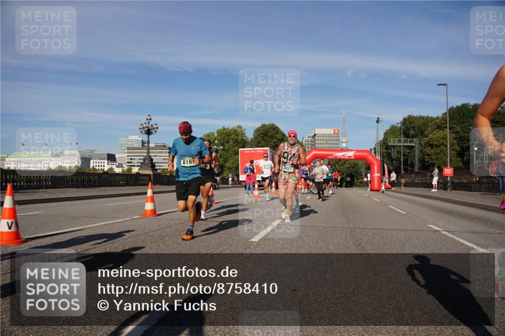 07.09.2025 - BARMER Alsterlauf Yannick Fuchs http://msf.ph/oto/8758410 07.09.2025 09:39:06 Laufen 8191, 6011, 194, 4927 meine-sportfotos.de