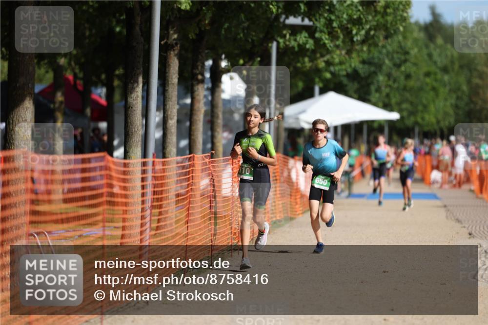 07.09.2025 - 19. Norderstedt Triathlon Michael Strokosch http://msf.ph/oto/8758416 07.09.2025 11:04:29 Laufen 110, 650 meine-sportfotos.de