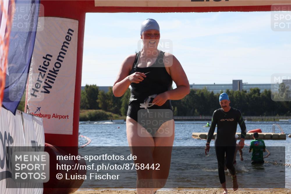 07.09.2025 - 19. Norderstedt Triathlon Luisa Fischer http://msf.ph/oto/8758442 07.09.2025 11:50:06 Schwimmen 757, 762, 828 meine-sportfotos.de