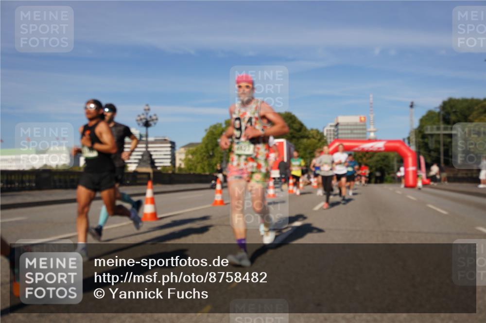 07.09.2025 - BARMER Alsterlauf Yannick Fuchs http://msf.ph/oto/8758482 07.09.2025 09:39:07 Laufen  meine-sportfotos.de