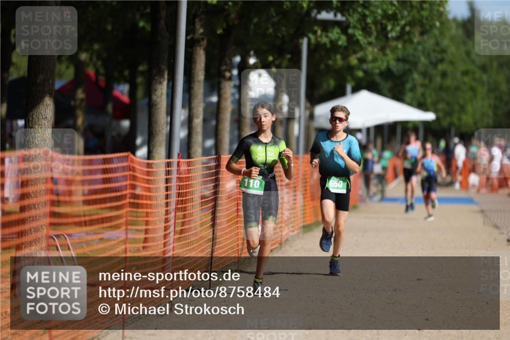 07.09.2025 - 19. Norderstedt Triathlon Michael Strokosch http://msf.ph/oto/8758484 07.09.2025 11:04:31 Laufen 110, 650 meine-sportfotos.de
