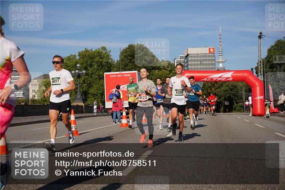07.09.2025 - BARMER Alsterlauf Yannick Fuchs http://msf.ph/oto/8758511 07.09.2025 09:39:08 Laufen 6011, 2952, 4358, 792, 5123, 373, 6166 meine-sportfotos.de