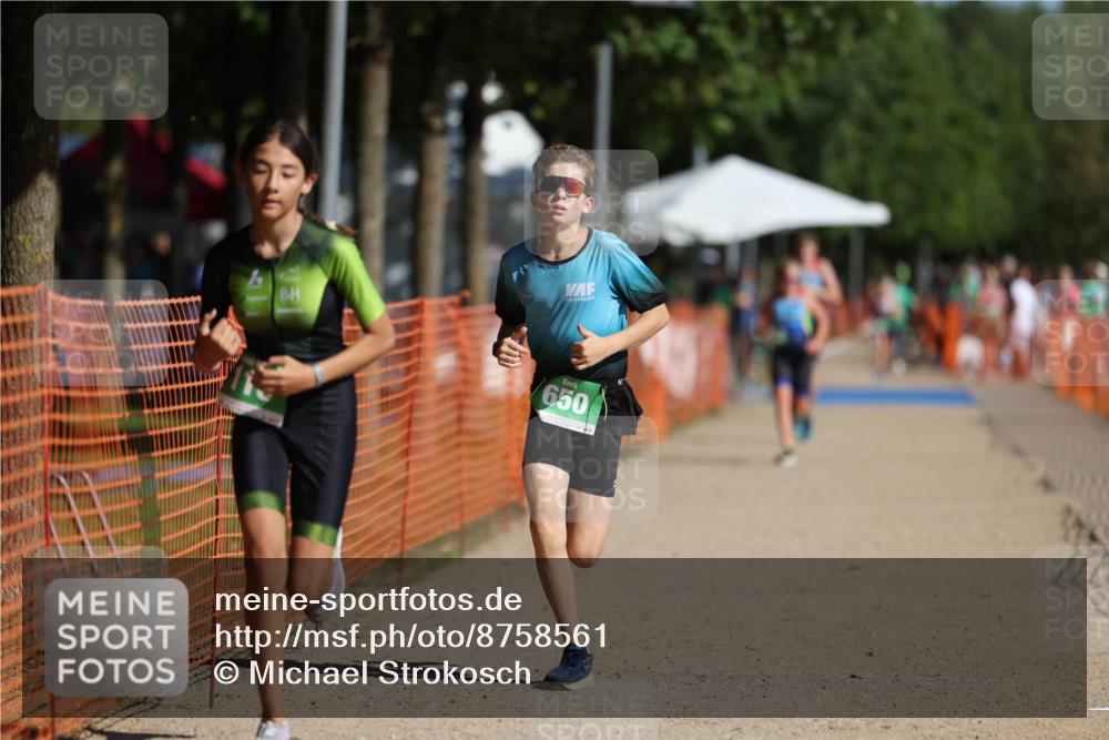 07.09.2025 - 19. Norderstedt Triathlon Michael Strokosch http://msf.ph/oto/8758561 07.09.2025 11:04:33 Laufen 110, 650 meine-sportfotos.de