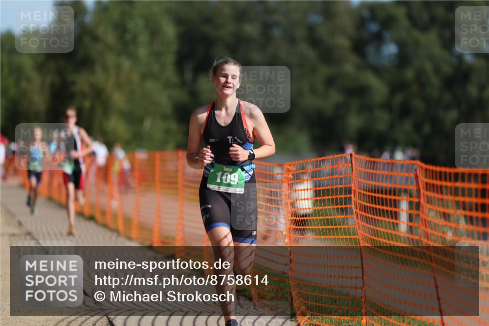 07.09.2025 - 19. Norderstedt Triathlon Michael Strokosch http://msf.ph/oto/8758614 07.09.2025 10:44:04 Laufen 96, 109, 680, 1135 meine-sportfotos.de