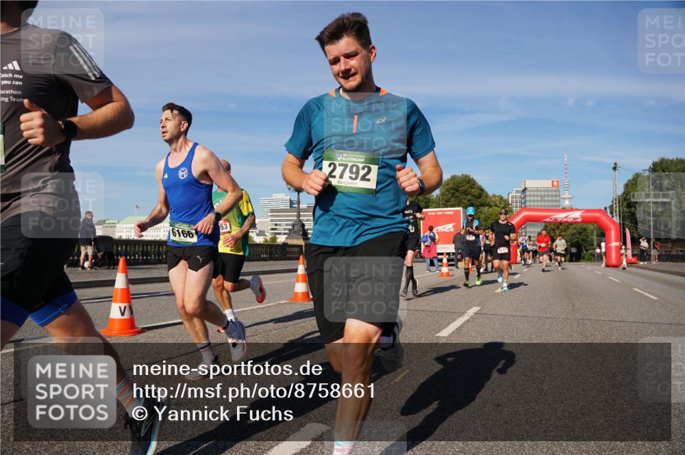 07.09.2025 - BARMER Alsterlauf Yannick Fuchs http://msf.ph/oto/8758661 07.09.2025 09:39:12 Laufen 6166, 53, 36, 2792, 24 meine-sportfotos.de