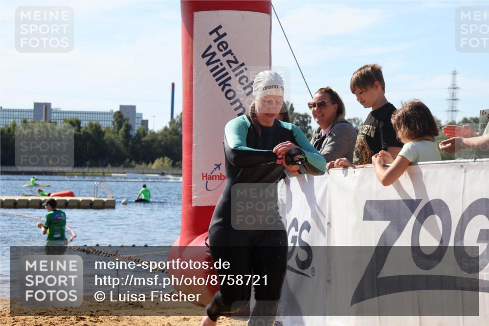 07.09.2025 - 19. Norderstedt Triathlon Luisa Fischer http://msf.ph/oto/8758721 07.09.2025 11:50:25 Schwimmen 273 meine-sportfotos.de